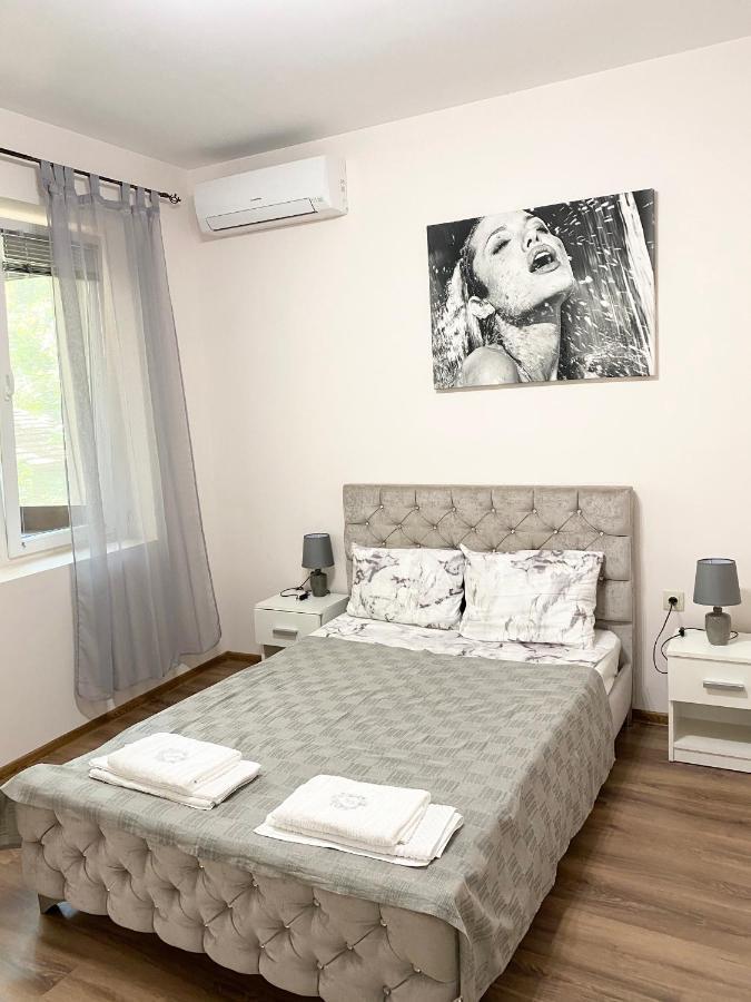 Central Apartment Plovdiv Buitenkant foto
